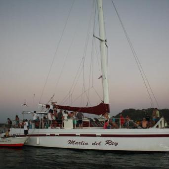 Marlin del Rey open catamaran tour